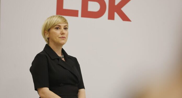 Halimi: Të gjithë politikanët rezervohen në deklarime, Gërvalla i hedh benzinë zjarri