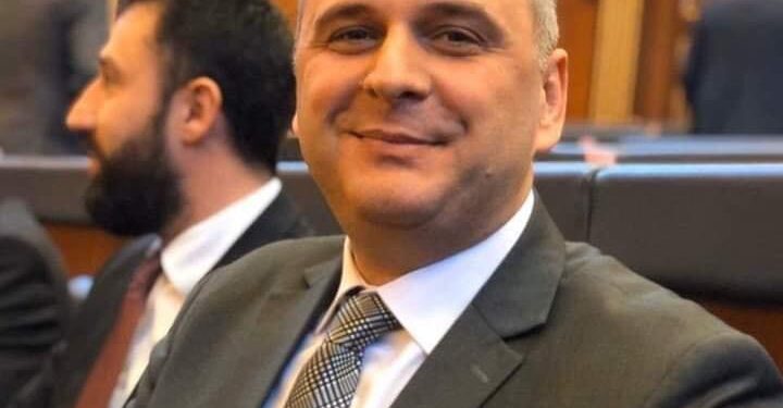 Mefi ia “shtin lapsin”: Nëse Vuçiqi e çon Kosovën në zgjedhje, VV-ja i merr afër 60%