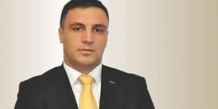 Nenad Rashiqit i largohet një deputet: Nga sot do të ndjek interesat e Serbisë në Kuvendin e Kosovës