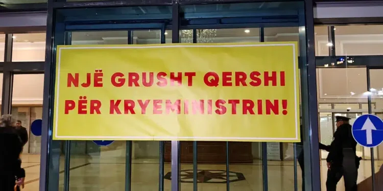 PSD me aksion, Molliqaj: Kurti i hëngri fjalët e tij si qershitë