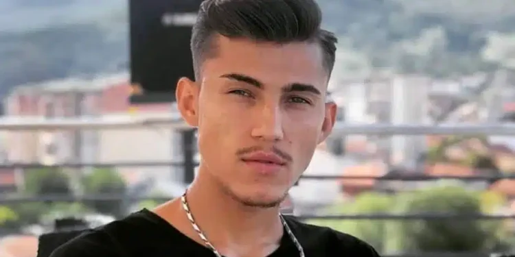 E dhimbshme: Ky është i riu që humbi jetën tragjikisht në aksidentin në Pejë