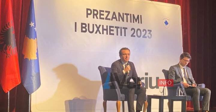 Albin Kurti fillon prezantimin e buxhetit 2023 në Mitrovicë
