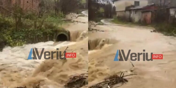 Ankohen banorët e Broboniqit të Mitrovicës: 15 familje kemi mbetur të bllokuar pas reshjeve të shiut