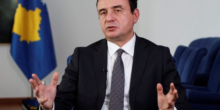 Kurti: I bëjë thirrje KFOR-it ta garantojë lirinë e lëvizjes