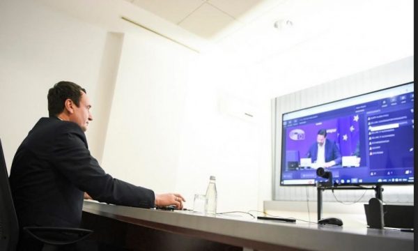 Kurti, diskutime me eurodeputetët për anëtarësimin e Kosovës në BE