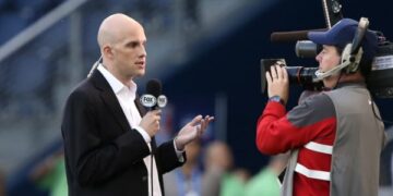 Gazetari veteran i sportit vdes gjatëi raportimit të ndeshjes Argjentinë-Holandë