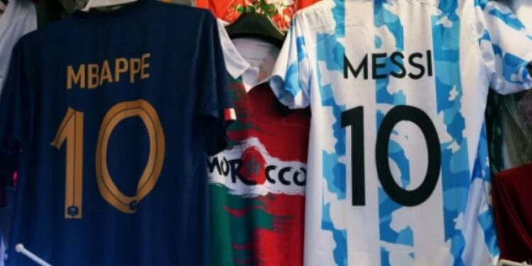 Kupa e Botës 2022/ Tifozët e Argjentinës dhe Francës numërojnë orët deri në finale