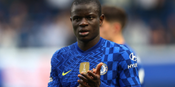 Kante drejt largimit, Chelsea në kërkim të zëvendësuesit të tij