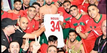 Lojtarët e Marokut fitoren ndaj Spanjës ja kushtojnë futbollistit i cili vdiq nga arresti kardiak