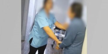 Ekspertiza: E moshuara që u rrah në shtëpinë e pleqve në Pejë ka shenja të përvëlimit e të dhunës në trup