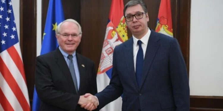 Vuçiq pas takimit me Hill: E rëndësishme përfshirja e SHBA-së në parandalimin e përshkallëzimeve në Kosovë
