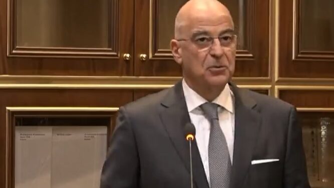 Kryediplomati grek: Të zbatohen marrëveshjet e arritura ndërmjet Prishtinës e Beogradit!