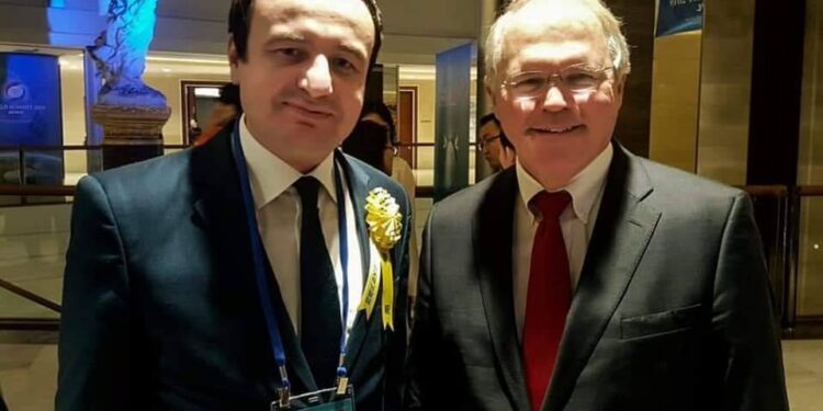 Hill: Kurtit ia kemi bërë të qartë se s’ka marrëveshje tjera pa zgjidhjen e çështjes së të drejtave kolektive të serbëve