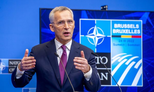 “Gjërat mund të shkojnë më keq”, Stoltenberg paralajmëron se lufta në Ukrainë mund të përhapet në Evropë