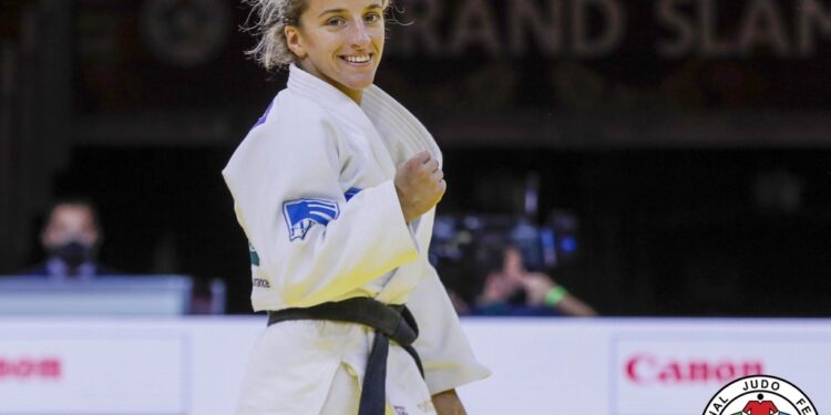 Distria Krasniqi e fiton medaljen e artë për herë të katërt në Mastersin e xhudos