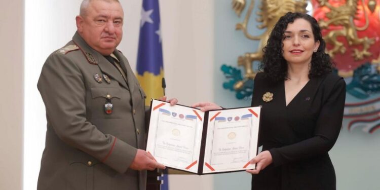 Presidentja Osmani në Bullgari nderohet me `Çelësin e Sofjes`
