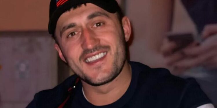 LAJMI I FUNDIT: Vdes shqiptari në Angli, qëllohet me pistoletë elektrike nga policia