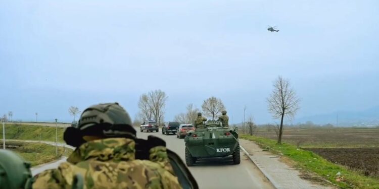 KFOR-i publikon pamje nga stërvitjet në veri: Tensionet janë ulur (VIDEO)