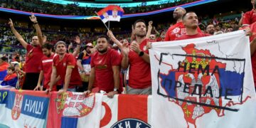 FFK reagon në FIFA ndaj fyerjeve dhe thirrjeve raciste të trajnerit e tifozëve serbë