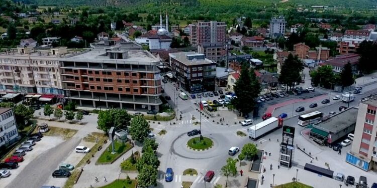 Arrestohen shtatë persona në Deçan, u rrahën mes vete