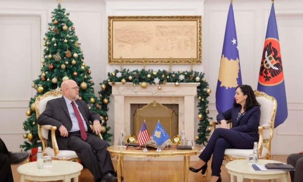 Osmani takon Hovenierin, flasin për zhvillimet e fundit dhe intensifikimin e bashkëpunimit
