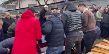 Varroset futbollisti Erion Kajtazi