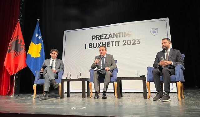 Kurti, Krasniqi e Murati në Pejë: Mbi 33 milionë euro për Pejën, harxhojini mirë e me mend