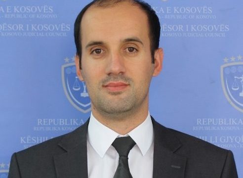 Dje u zgjodh Nënkryetar i Gjykatës, sot e liroi Pantiqin/ Lexoni Aktvendimin i cili e habiti Kurtin