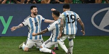 Finale e çmendur: Argjentina kampion bote