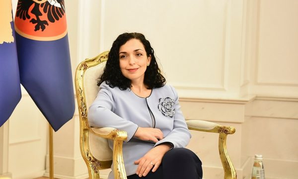 Presidentja sot pritet të takohet me krerët e partive politike për zgjedhjet në Veri