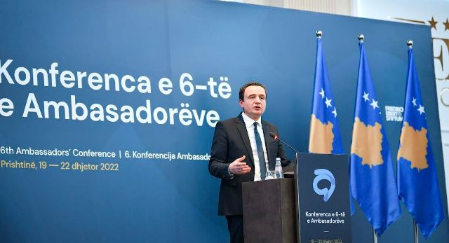 Kurti: Serbia mund të ketë marrë shumë mallra e armë, por asnjëherë themelin e qytetërimit perëndimor