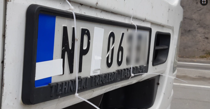 Qeveria serbe e vazhdon afatin për ngjitësit, kërkon zgjidhje në dialog