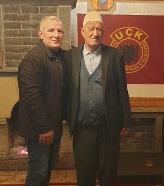 Shukri Buja viziton babanë e ish-presidentit Thaçi në Burojë