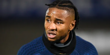 Nkunku nënshkruan me Chelsean