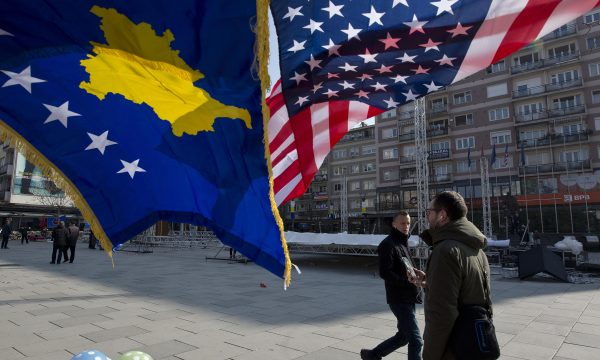 Profesoresha amerikane: Mbështetja e ShBA-ve për Kosovën nuk është e pakufizuar