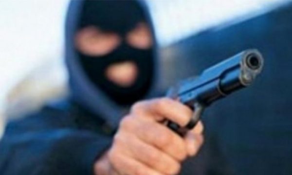 Hajnat hyjnë në një pompë derivatesh në Prishtinë, grabisin 300 euro