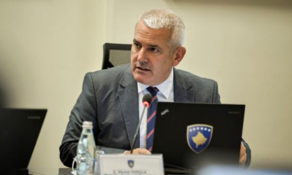 Sveçla shkon te Ura Ibrit për të dëshmuar se ka “kapacitete për mbajtjen e zgjedhjeve”