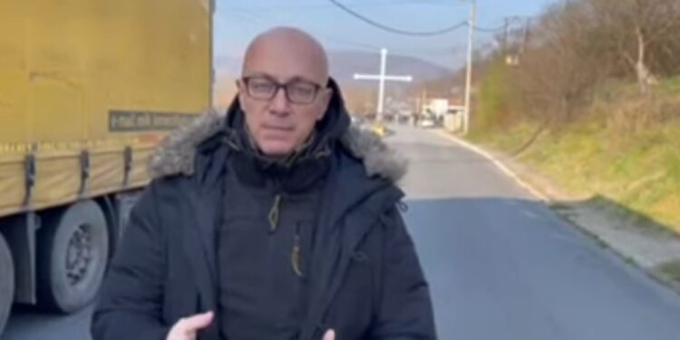 Rakiq nga Rudari: Receta për heqjen e barrikadave është e thjeshtë – lironi të arrestuarit, tërheqni policinë nga veriu