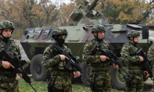 Serbia paralajmëron se do t’i dërgojë në Kosovë 1 mijë pjesëtarë të forcës së sigurisë