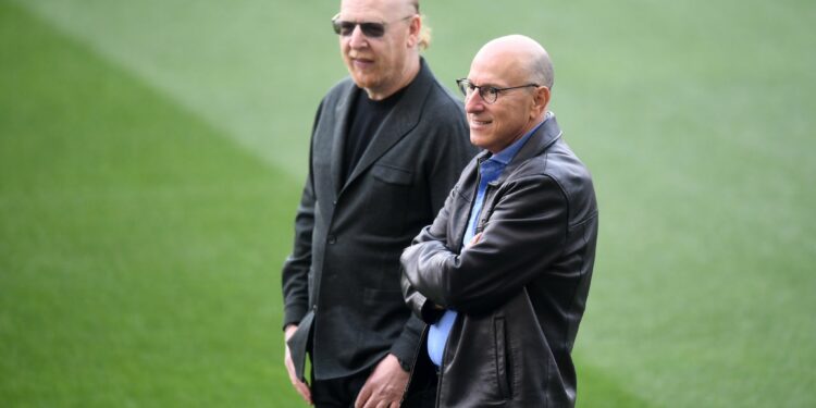 Afron koha e shitjes së Manchester United, shifra është tejet e madhe