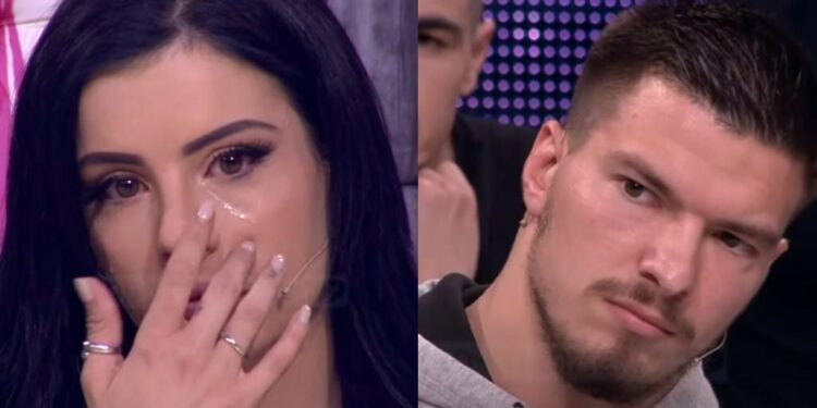 Jasmina e quan Andin “grua”, e kërcënon se do t’ia publikojë mesazhet