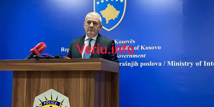 Sveçla dërgon ‘selam’ nga Mitrovica: Ne kemi kapacitete për largimin e barrikadave, presim që sa më parë të veprohet nga KFOR-i