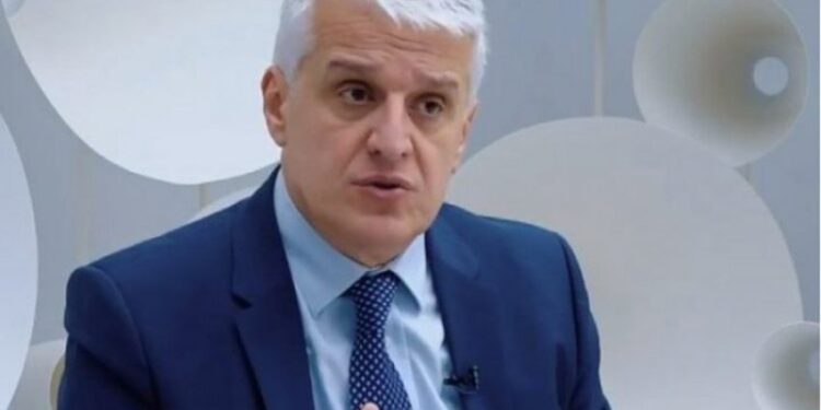 Ish-kryeministri i Shqipërisë: Në veriun e Kosovës po zhvillohet “skenari” i Donbasit në Ukrainë