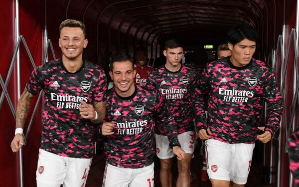 Mbrojtësi i Arsenalit pranë largimit nga klubi