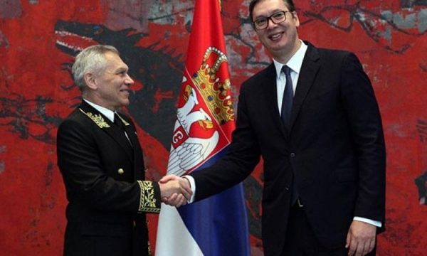 Aktivizohet propaganda ruse për Kosovën, ofendojnë Kurtin dhe KFOR-in
