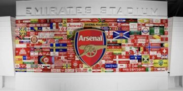 Arsenali promovon flamurin e Kosovës në stadiumin Emirates
