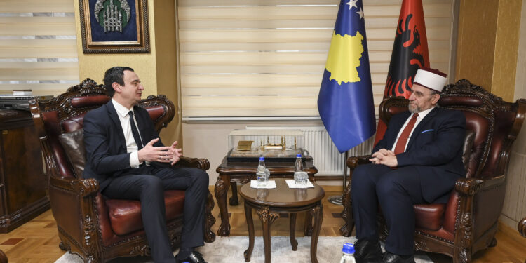 Myftiu Tërnava pret në takim kryeministrin Kurti