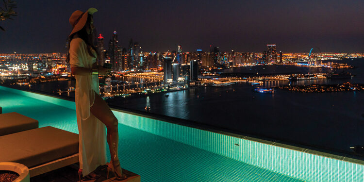 “Shqiptarët janë shumë të suksesshëm”, rrëfimi i rrallë i eskortës në Dubai: Si zhigolo marrim mbi 2 mijë euro ora