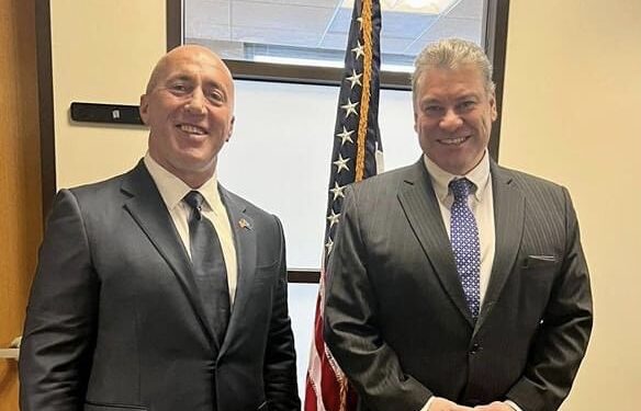 Haradinaj takohet me Escobarin: Biseduam për arritjen e marrëveshjes finale Kosovë-Serbi