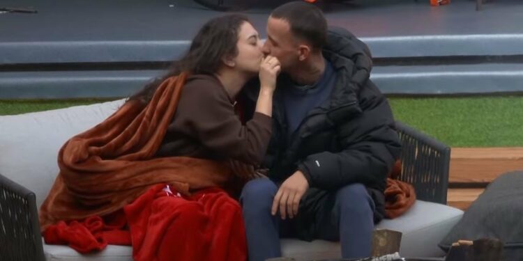 Getinjo, Vivienit: Të vije era qepë, era tym -VIDEO